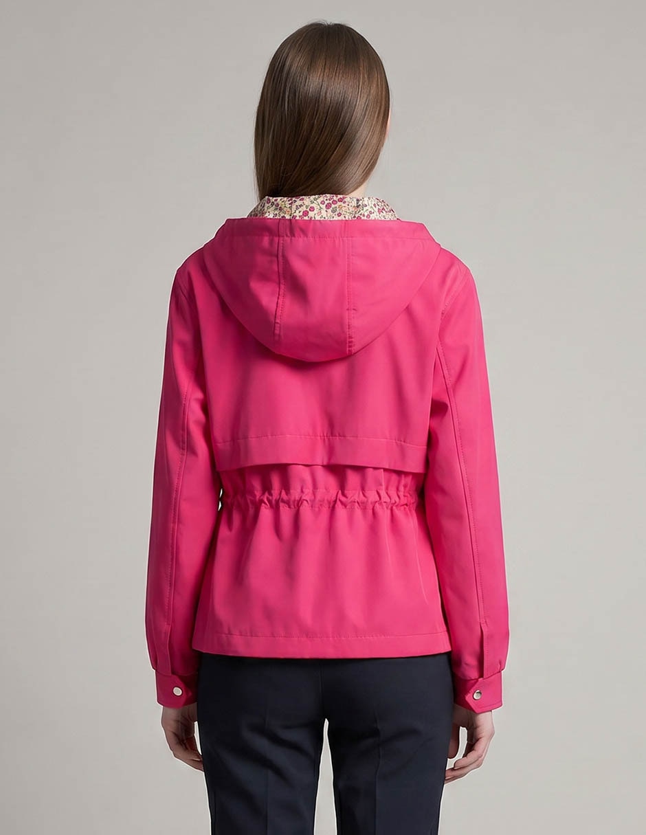 Gabardina con capucha y bolsa para mujer 2