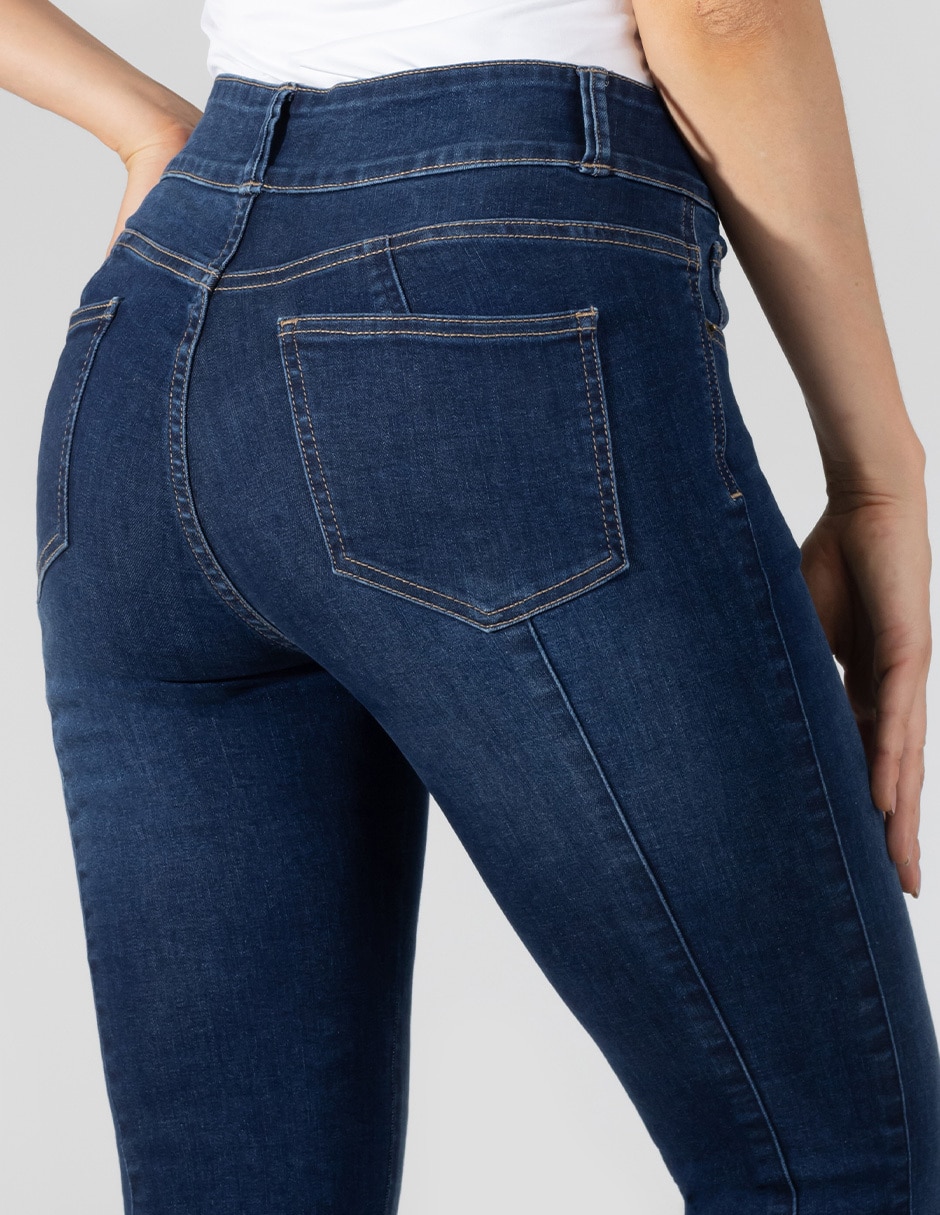 Jeans regular flare corte media cintura para mujer