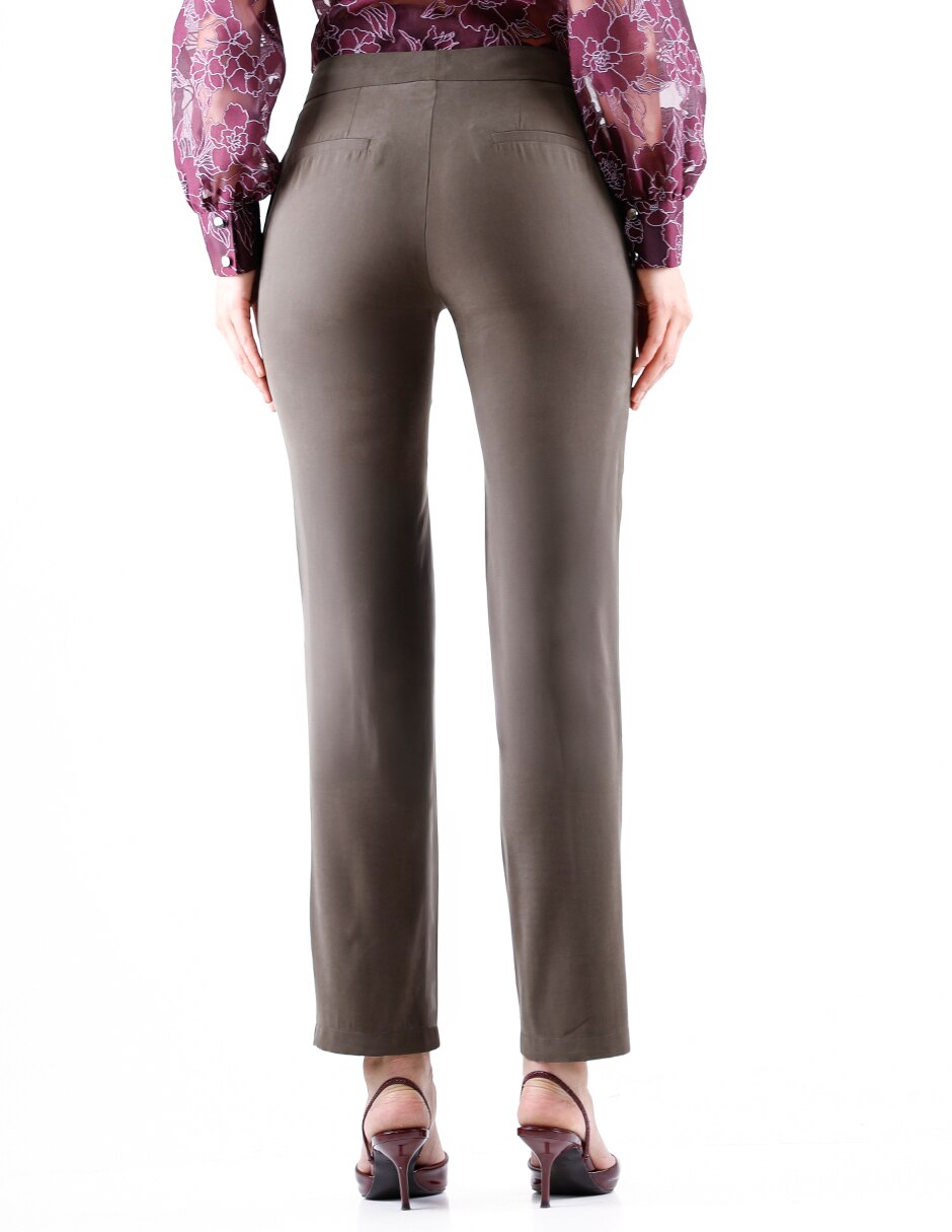 Pantalón recto para mujer 2
