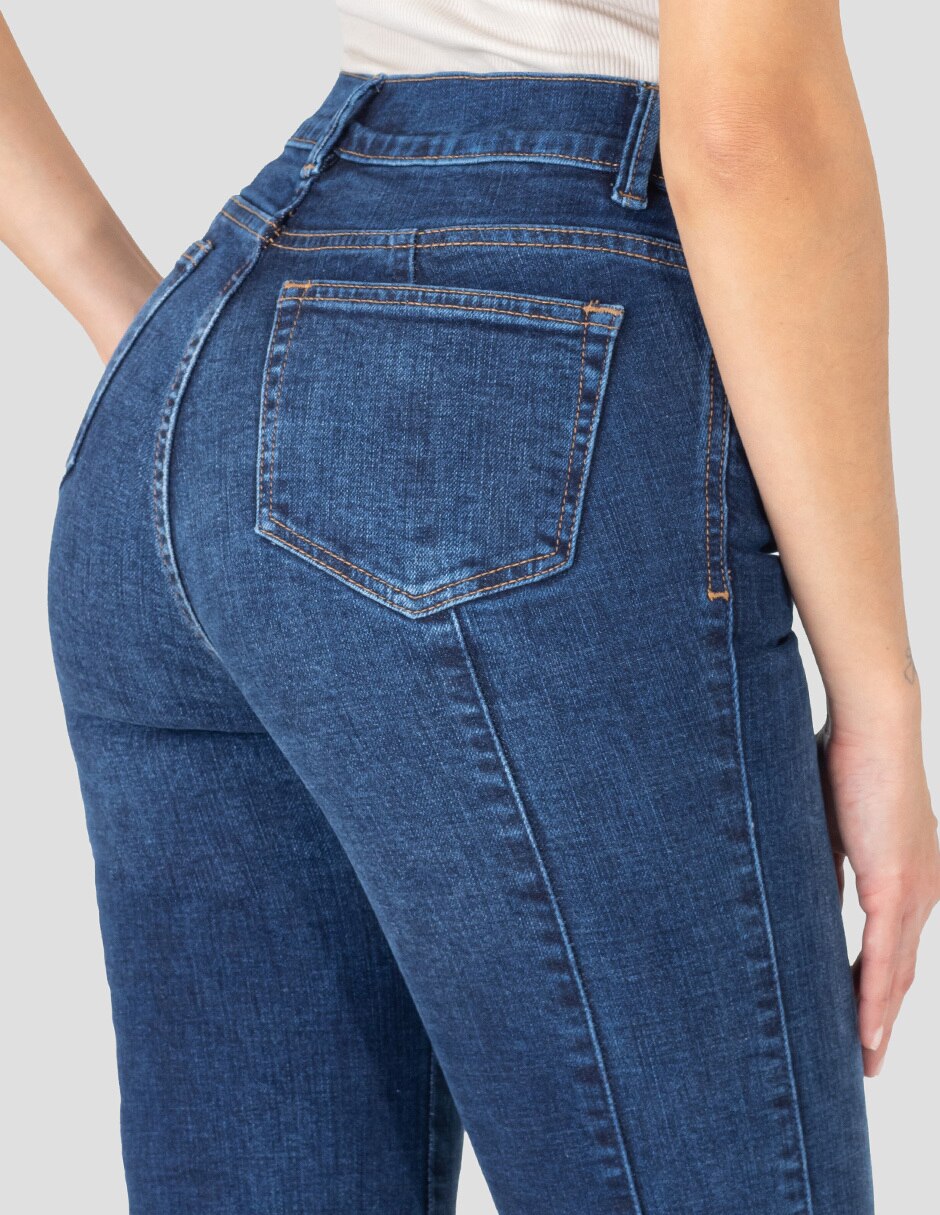 Jeans flare para mujer 4
