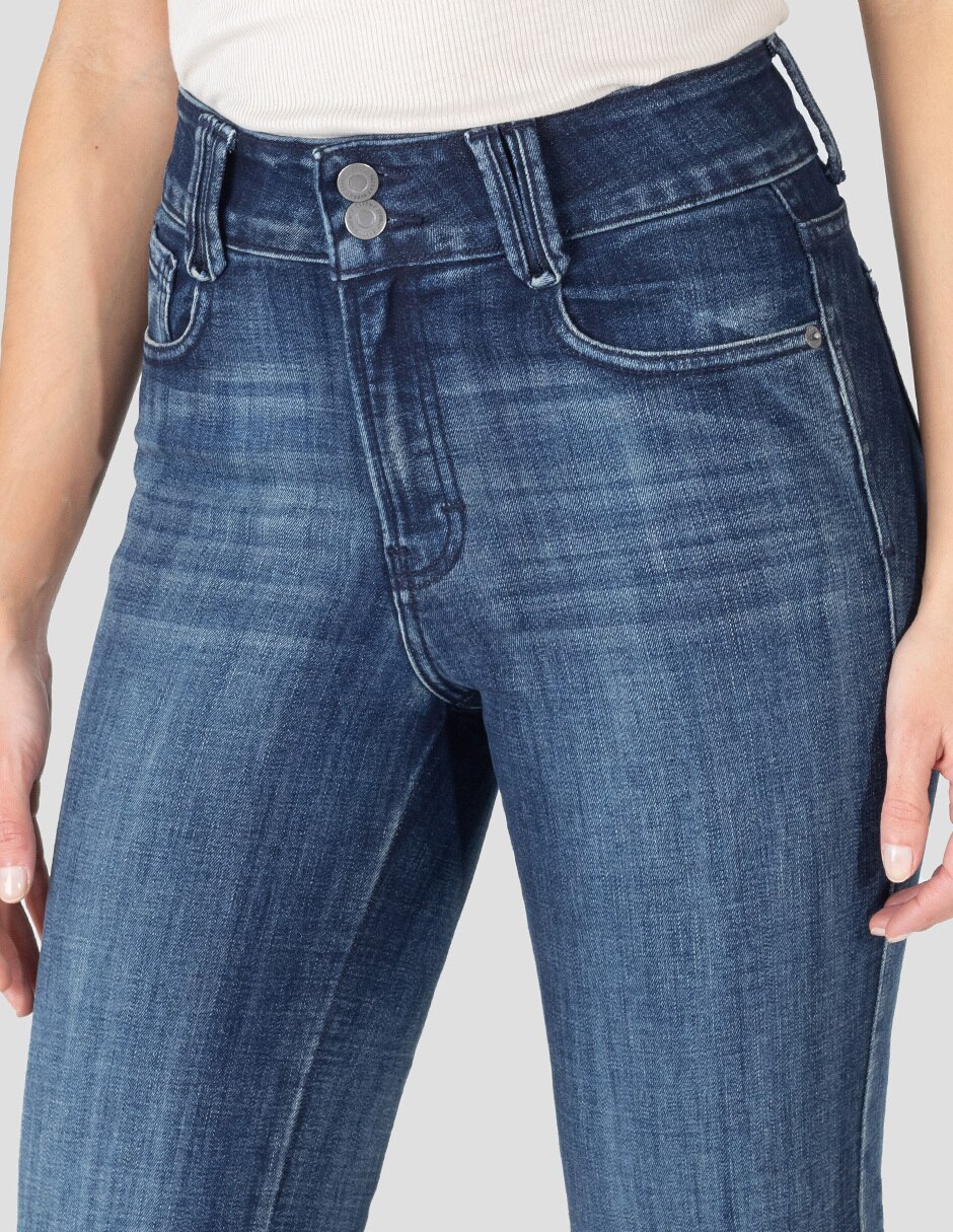 Jeans flare para mujer 5